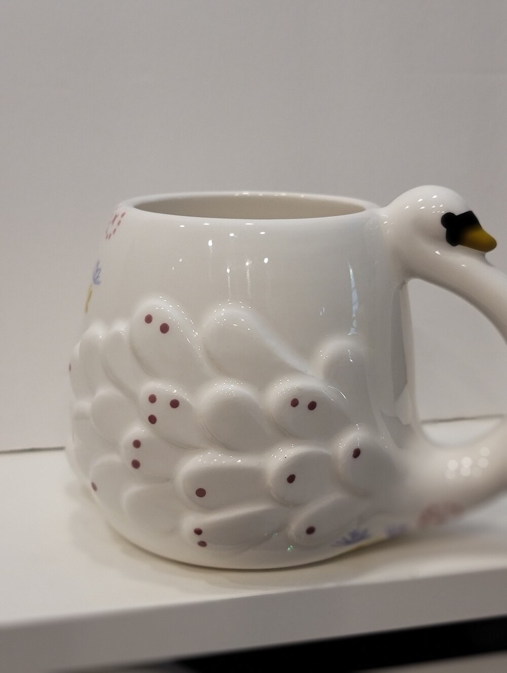 LANG by Design Group White Swan Floral Embossed Ceramic Mug Cottagecore EUC - Picture 4 of 7